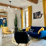 Grand Confort Au Coeur De * Nimes